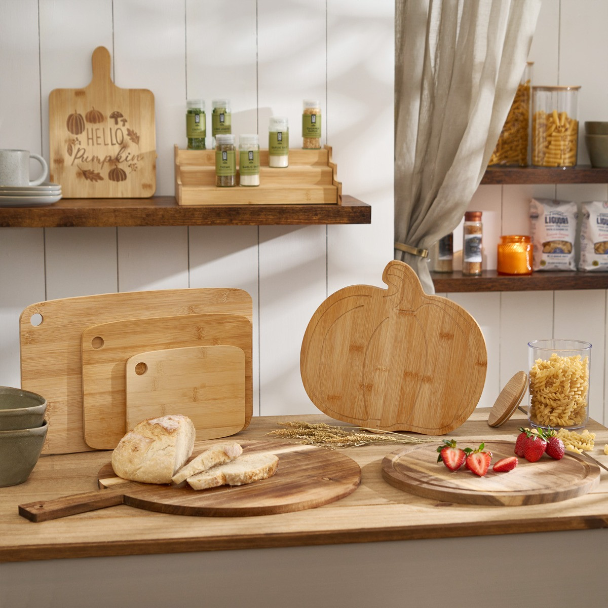 OHS Wooden Pumpkin Serving Board - Natural >