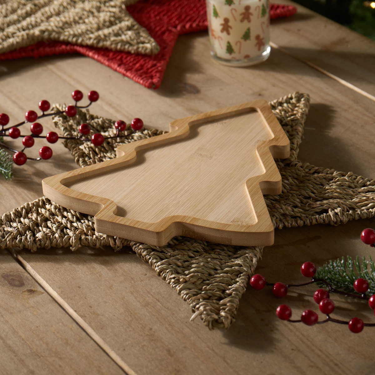 OHS Wooden Christmas Tree Plate - Natural>