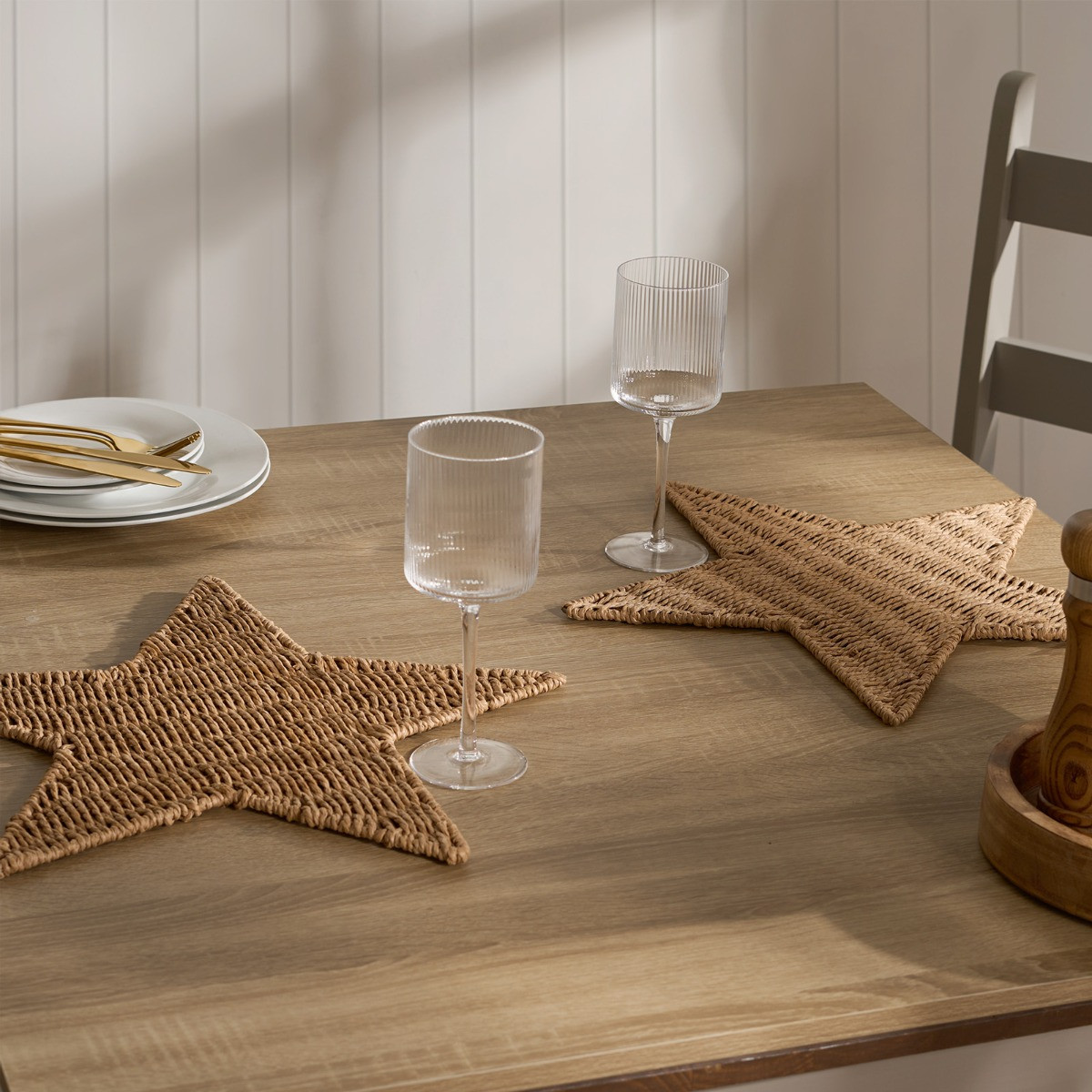 OHS Star Shaped Woven Placemats, Natural - 2 Pack>