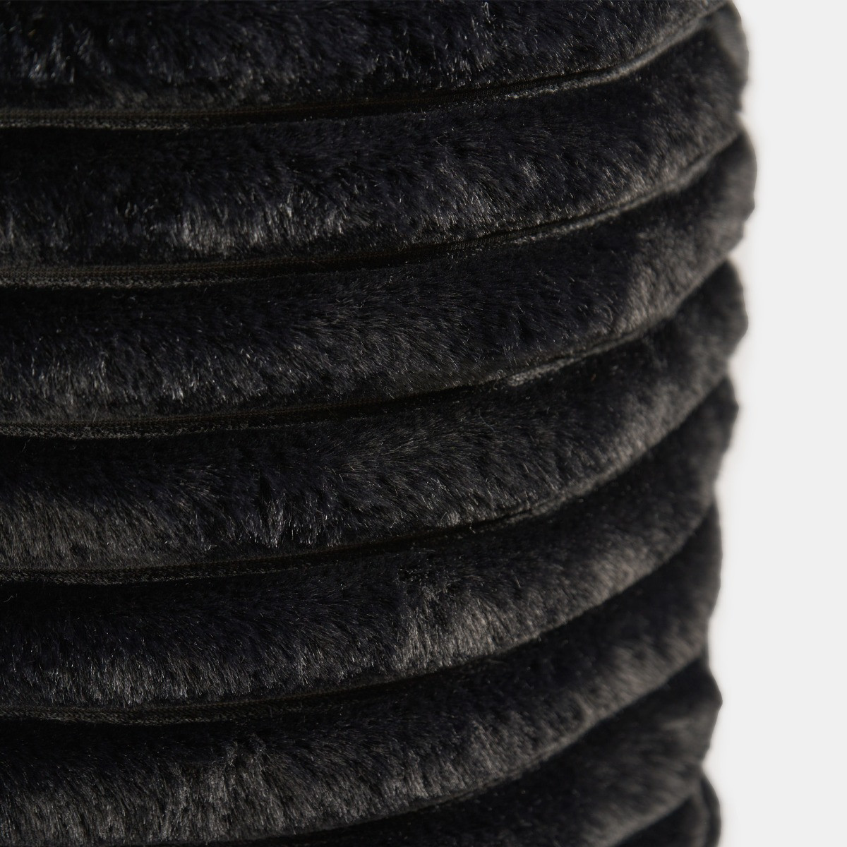 OHS Faux Fur Ribbed Laundry Bag - Black>