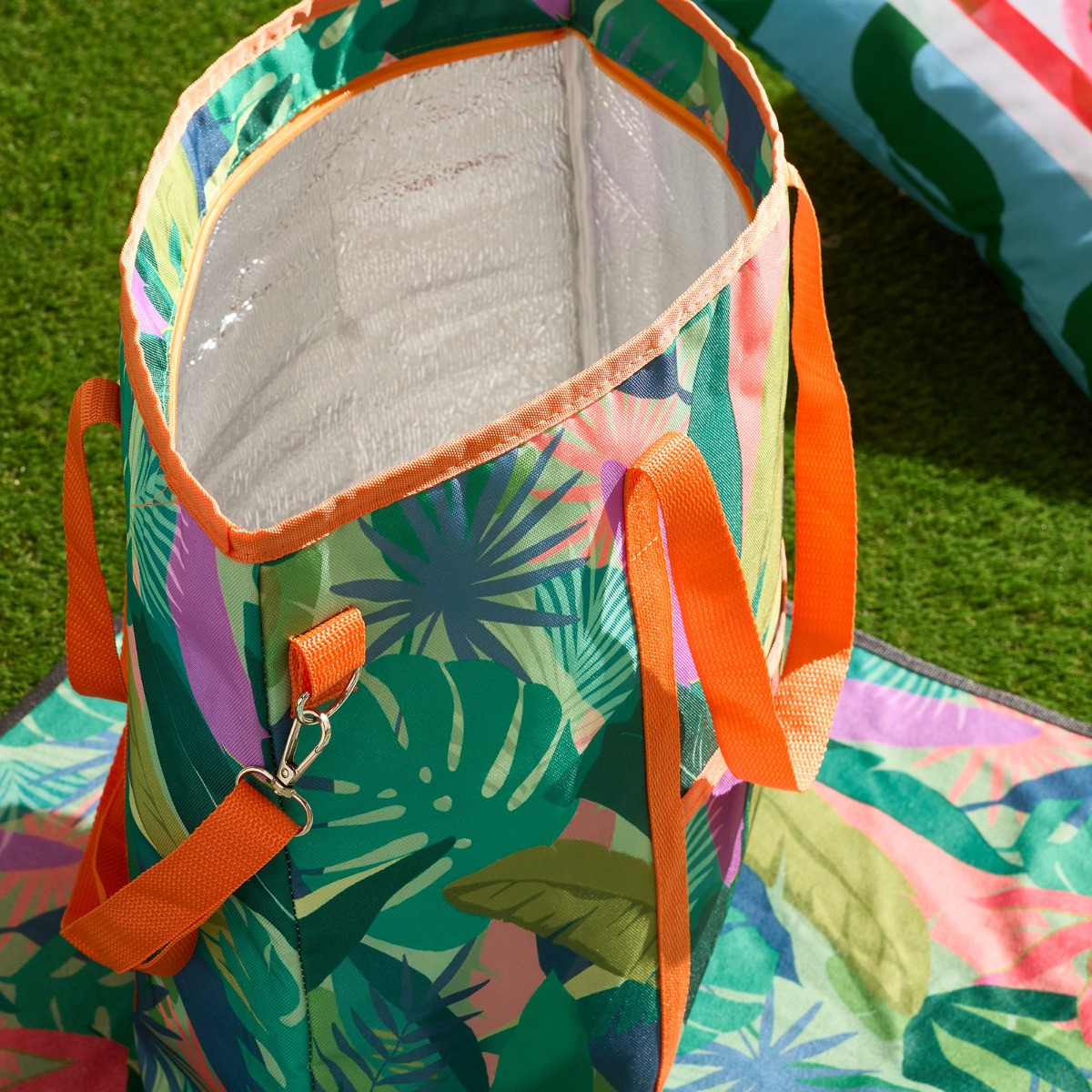 OHS Palm Print Picnic Bag - Green>