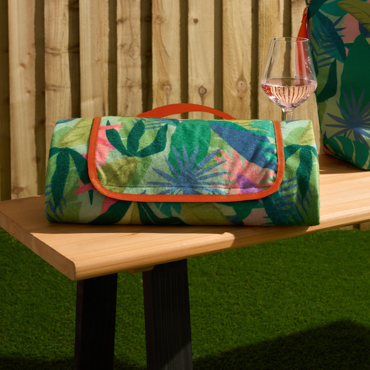 OHS Palm Print Picnic Blanket - Green>