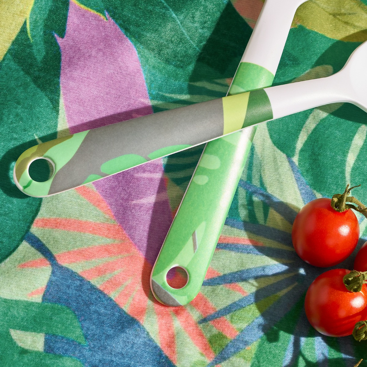 OHS Palm Print Picnic Salad Bowl & Utensil Set - Green>