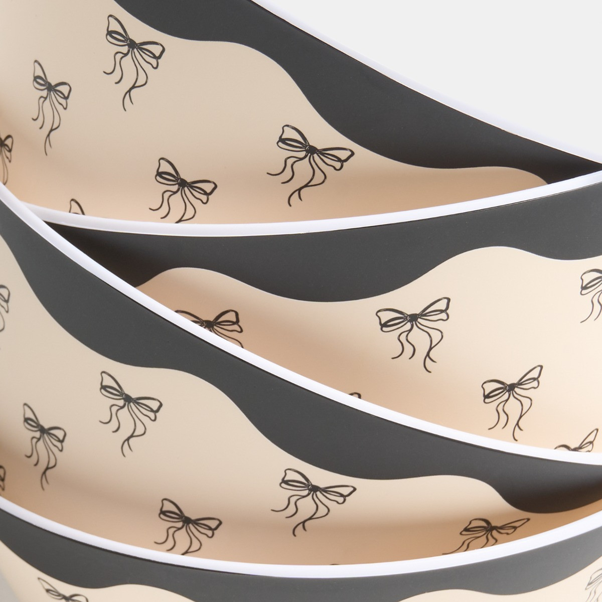 OHS Bow Print Picnic Bowls, Monochrome - 4 Pack>