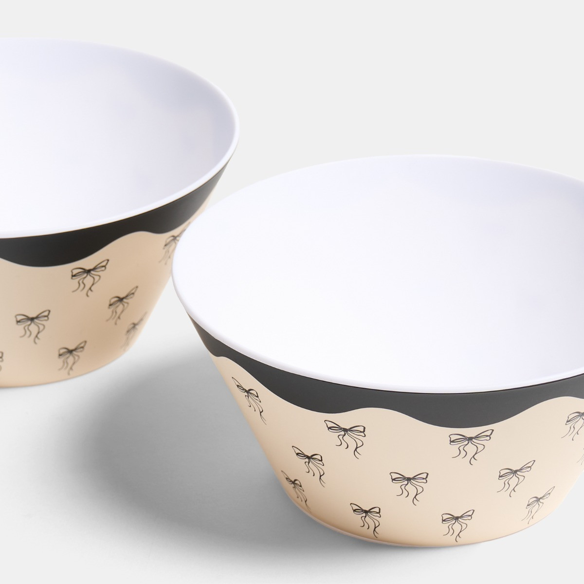 OHS Bow Print Picnic Bowls, Monochrome - 4 Pack>