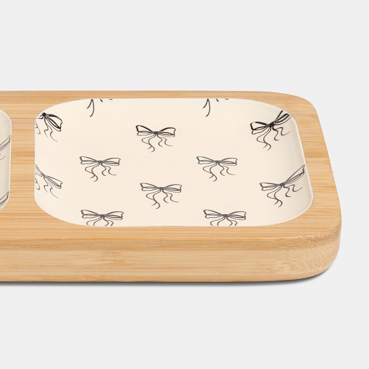 OHS Bow Print Bamboo 3-Section Picnic Serving Board - Monochrome>