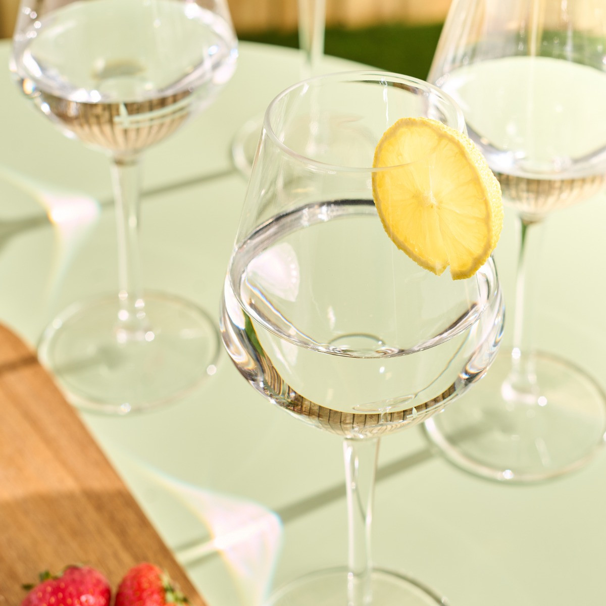 OHS Plastic Wine Glasses, Clear - 4 Pack>