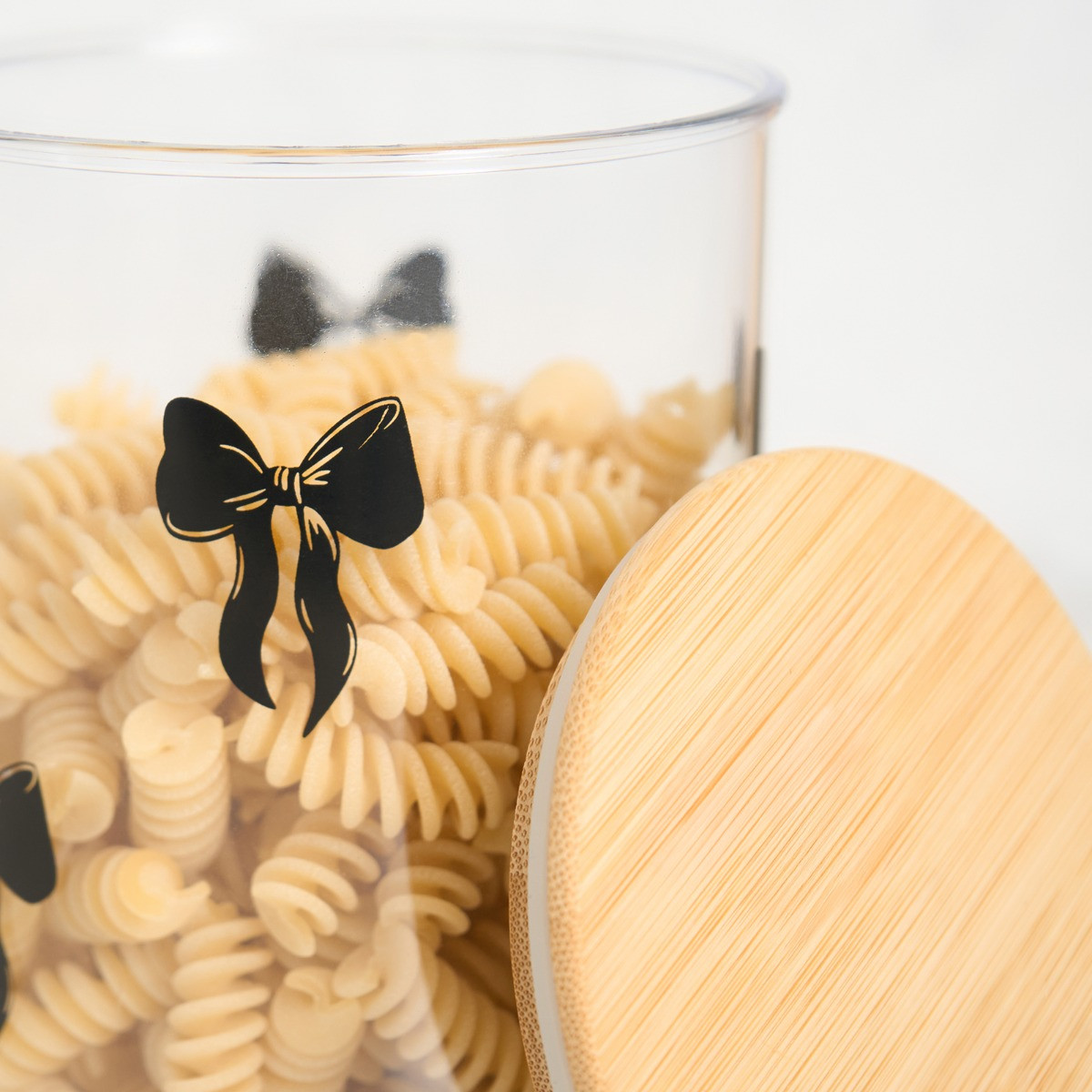 OHS Small Bow Plastic Round Storage Container with Bamboo Lid - Clear/Black>