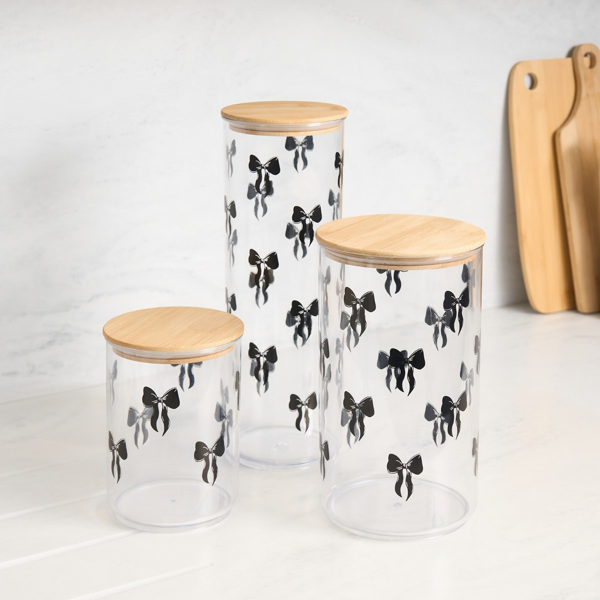 OHS Medium Bow Plastic Round Storage Container with Bamboo Lid - Clear/Black>