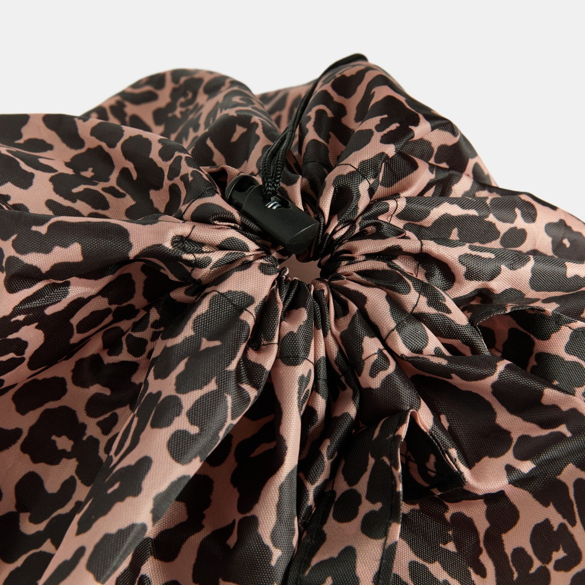 OHS Leopard Print Backpack Laundry Bag - Natural>