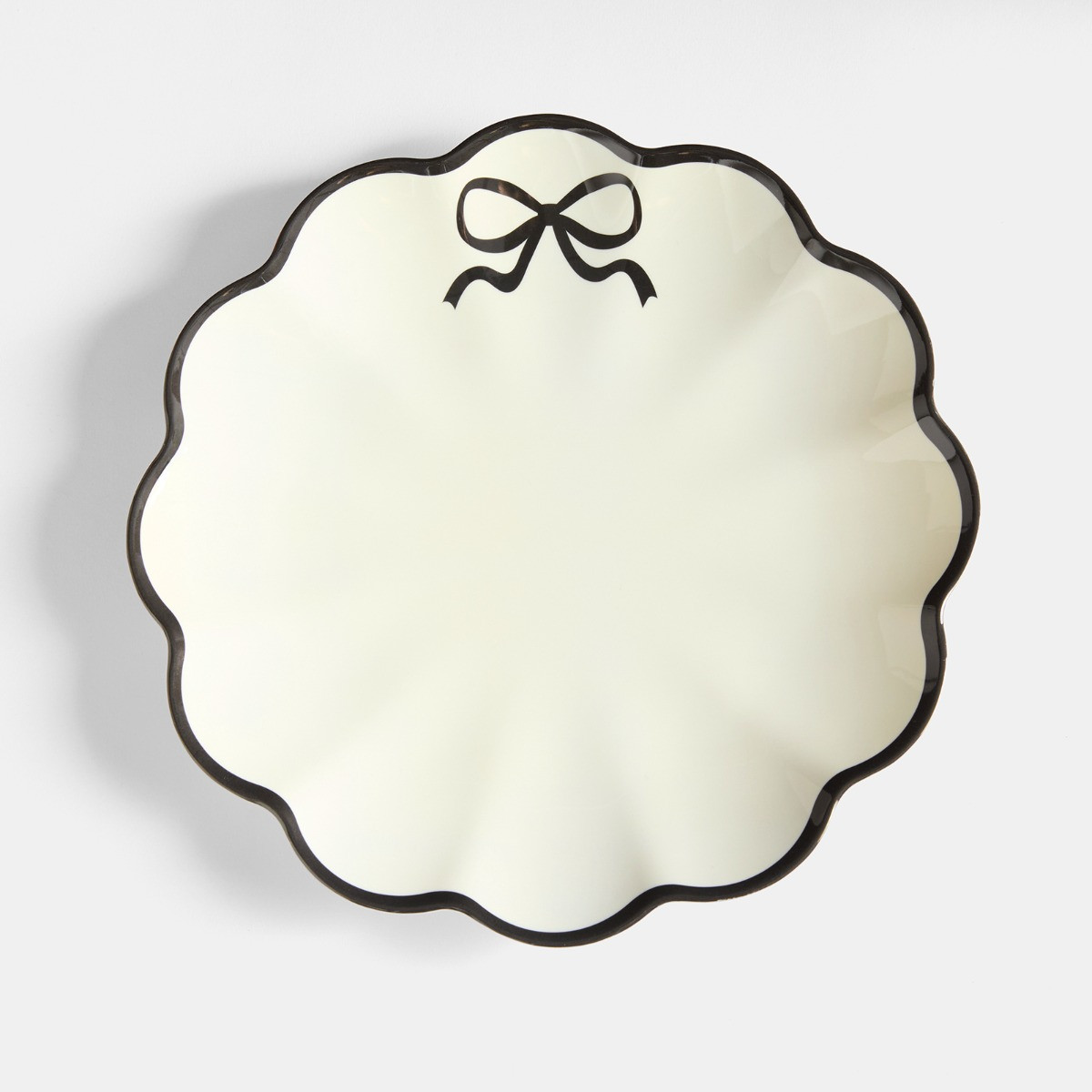 OHS 2 Pack Bow Scalloped Plate - Monochrome>