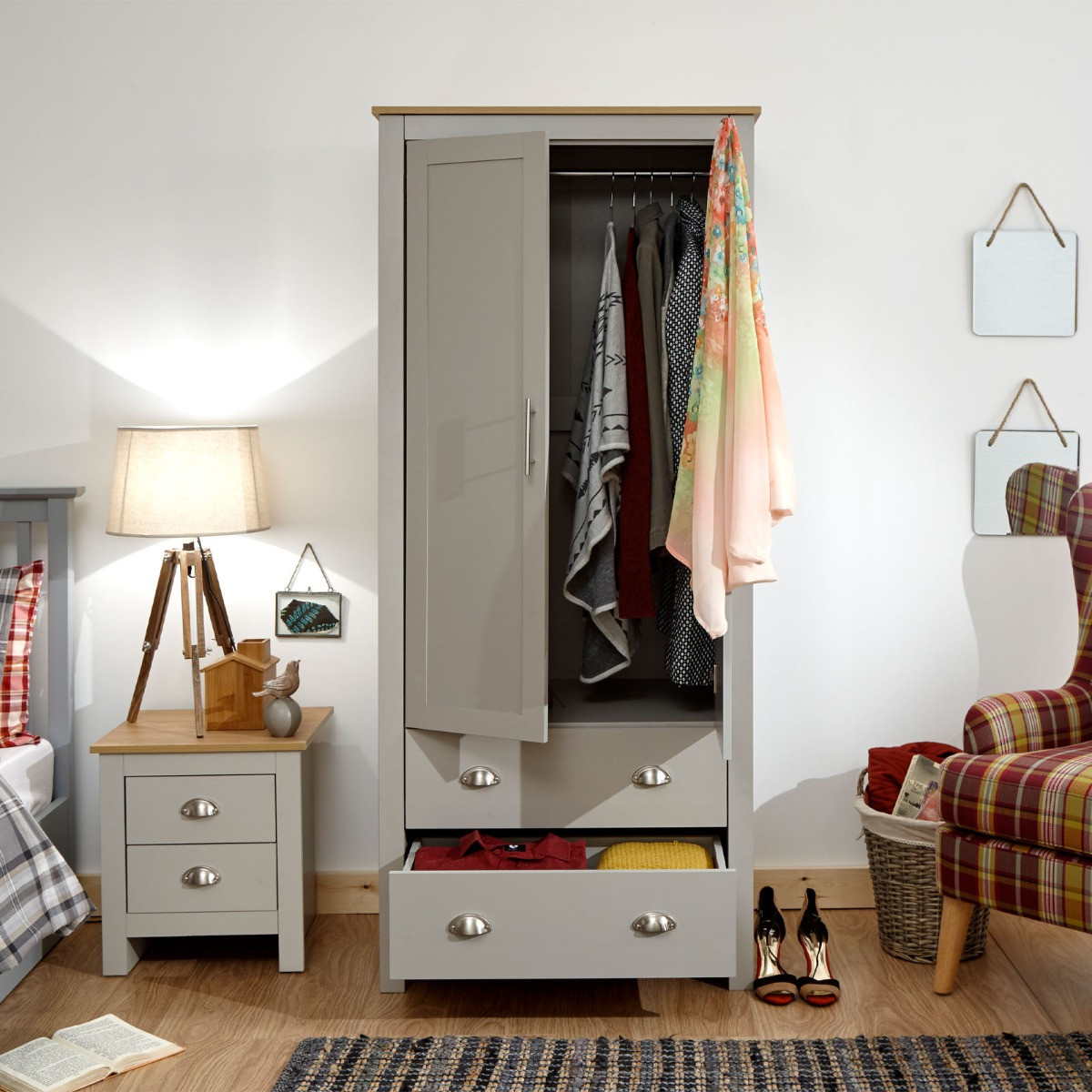 Lancaster 2-Door 2-Drawer Wardrobe - Grey>