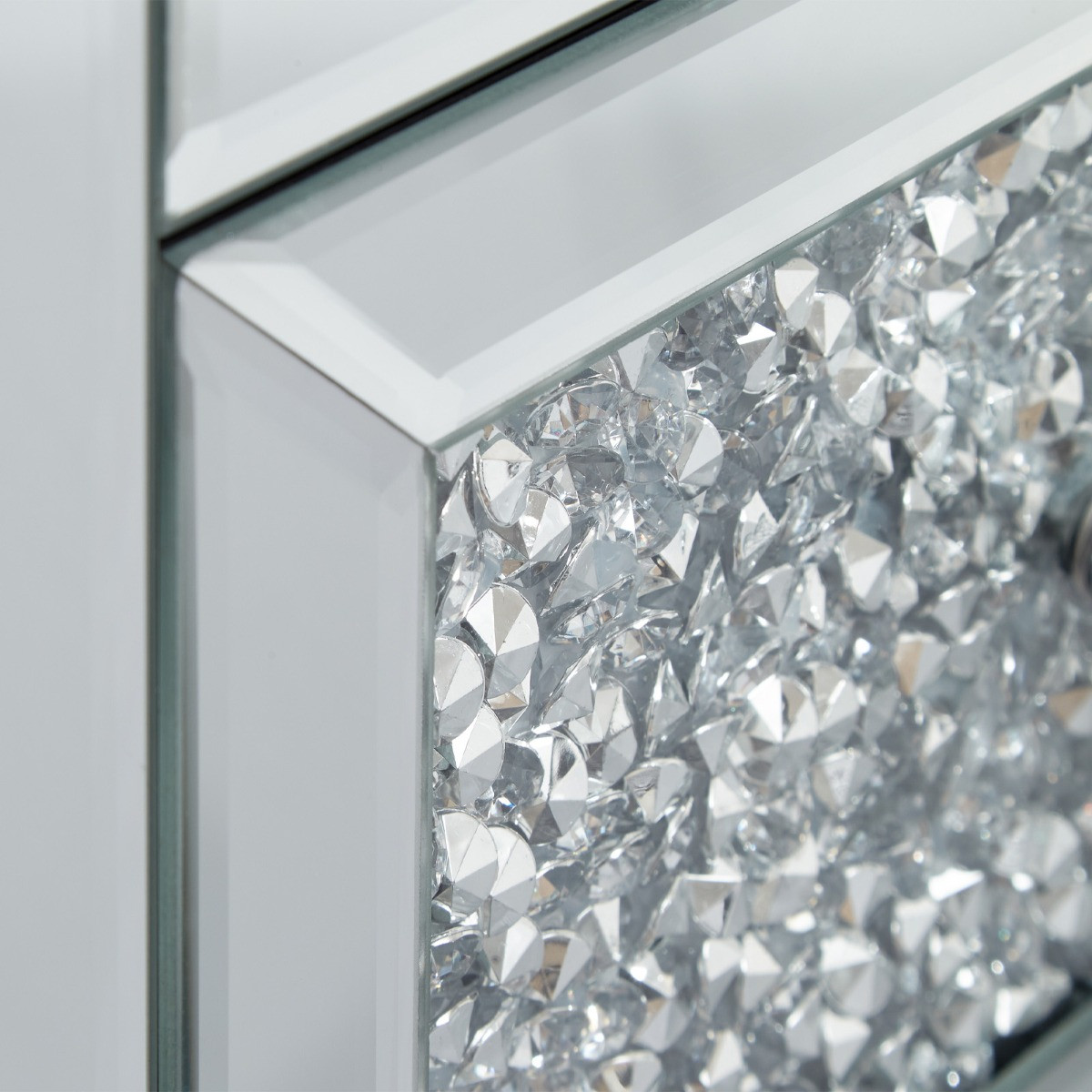 Lucia 3 Drawer Jewelled Chest Mirrored>