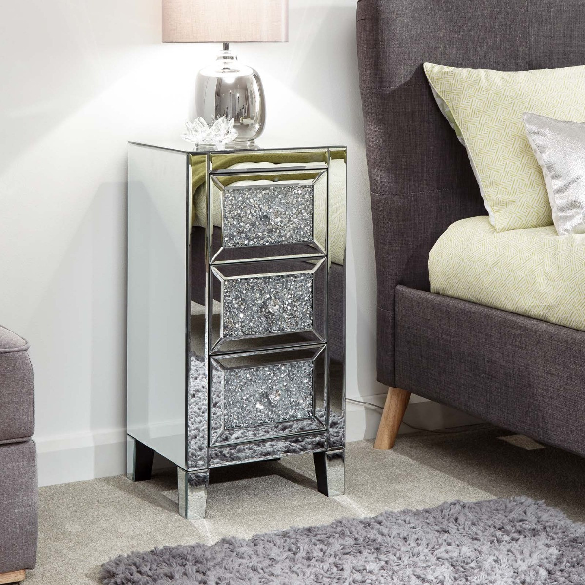 Lucia 3 Drawer Jewelled Chest Mirrored>
