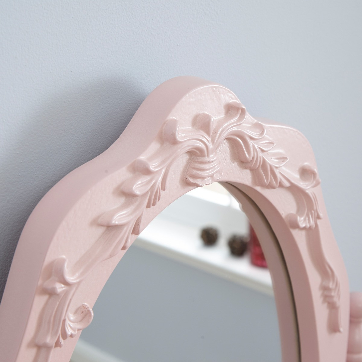 Lumberton Dresser with Stool - Dusty Pink>