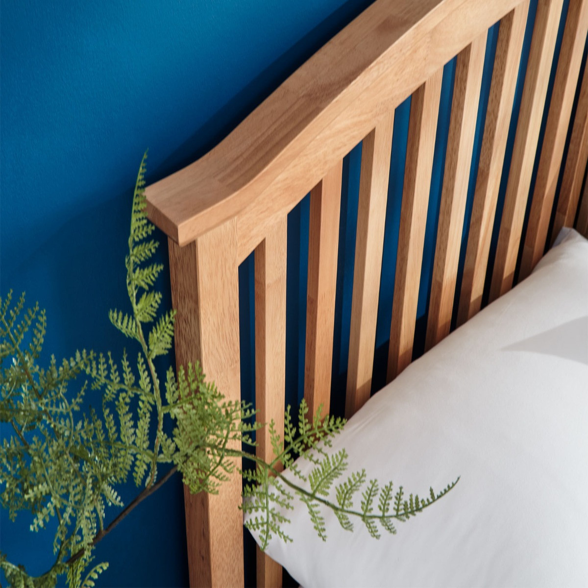 Madrid Wooden Ottoman Storage Bed - Oak>