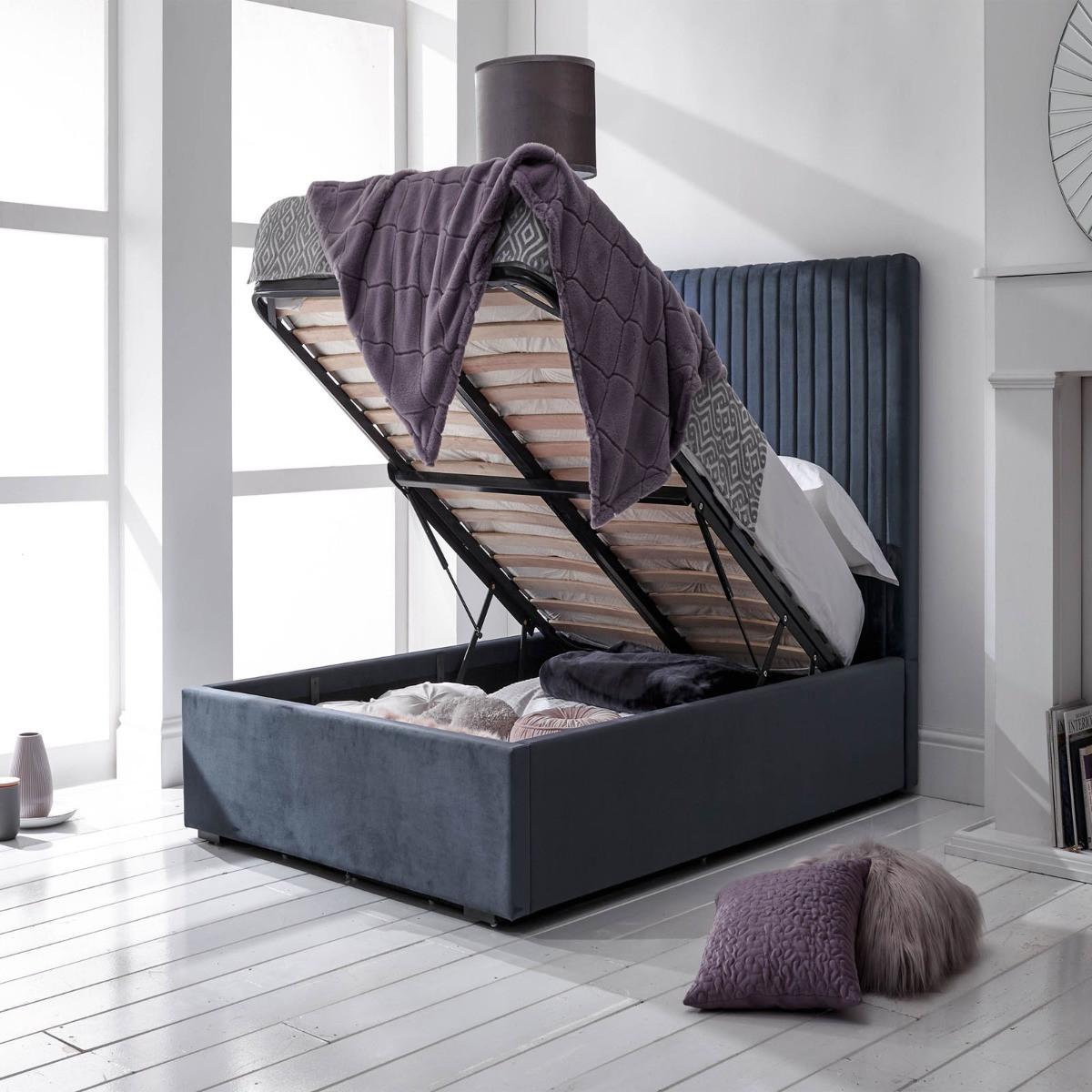 Milazzo Ottoman Storage Bed - Nightshadow>
