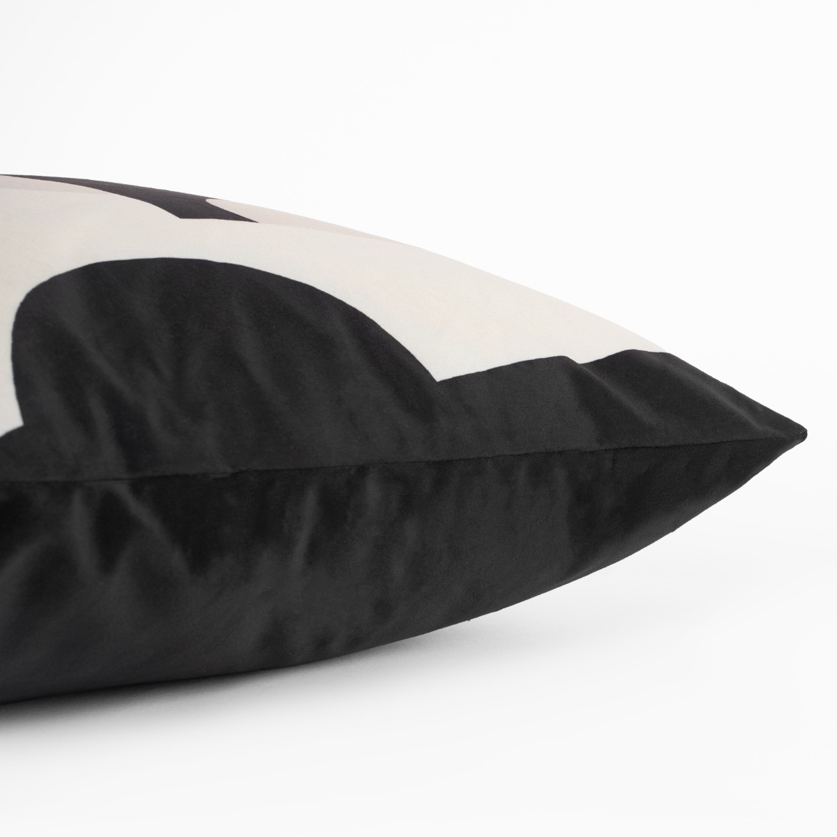 OHS 4 Pack Abstract Print Cushion Covers with Cushion - Black & Neutral>