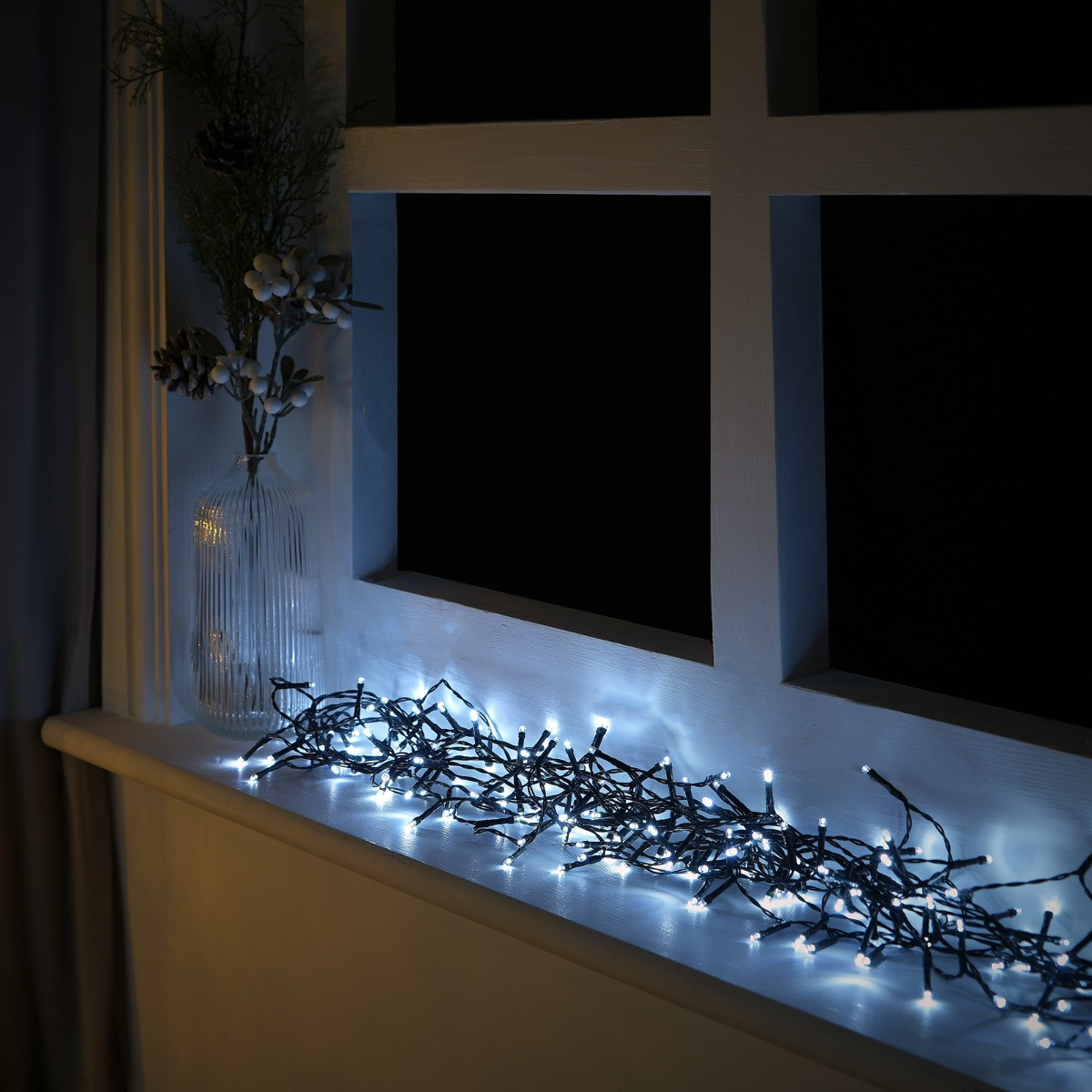 200 Indoor/Outdoor Battery Operated LED String Lights - Cold White>