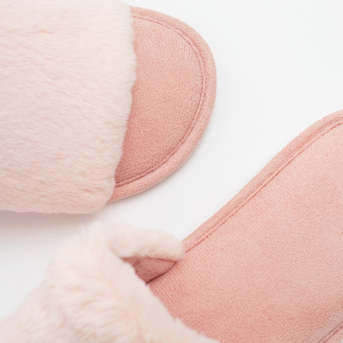 OHS Faux Fur Slider Slippers, Blush - Large 7/8>