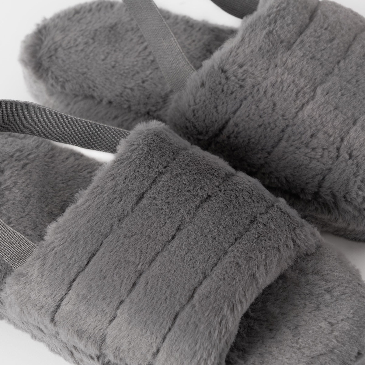 OHS Faux Fur Strap Back Platform Slippers - Charcoal>