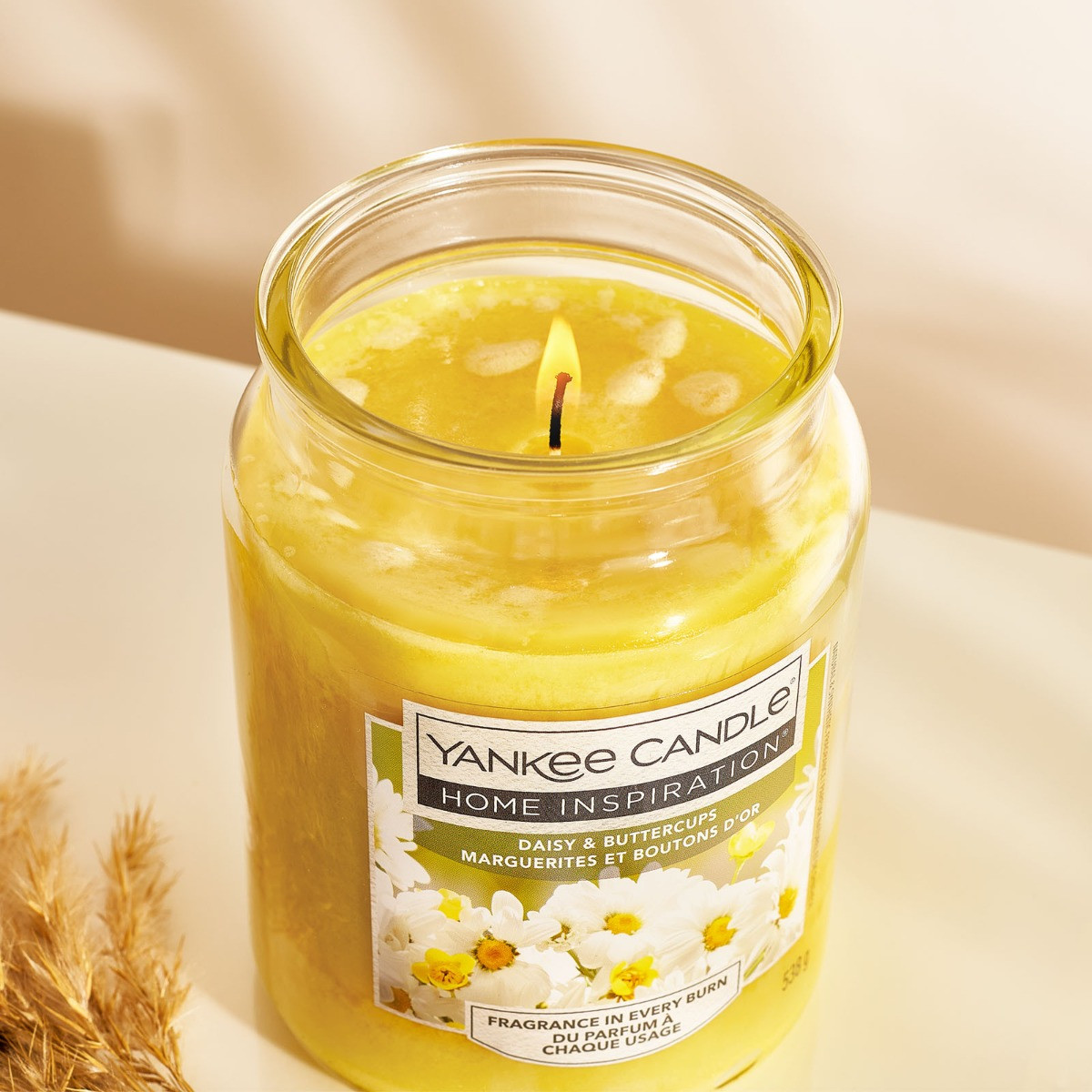Yankee Candle Home Inspiration Large Jar - Daisy & Buttercups>