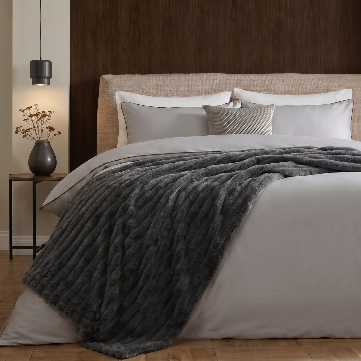 OHS Faux Fur Thick Ribbed Throw - Charcoal>