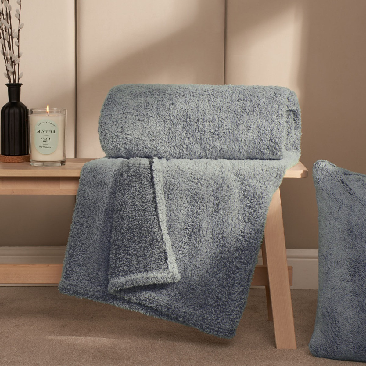 OHS Teddy Marl Throw, Navy 125 x 150cm