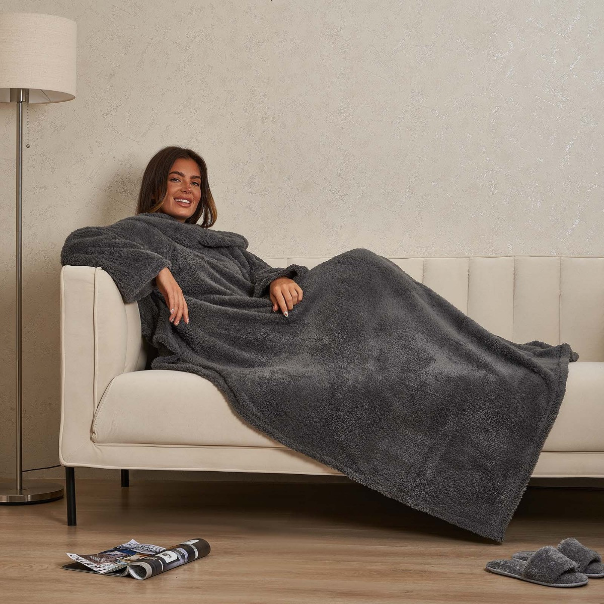 OHS Teddy Fleece Wearable Blanket with Sleeves - Charcoal>
