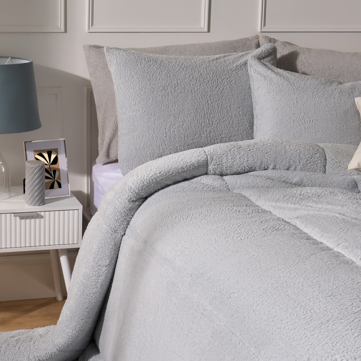 OHS Teddy Coverless 10.5 Duvet & Pillowcases, Silver - Double>