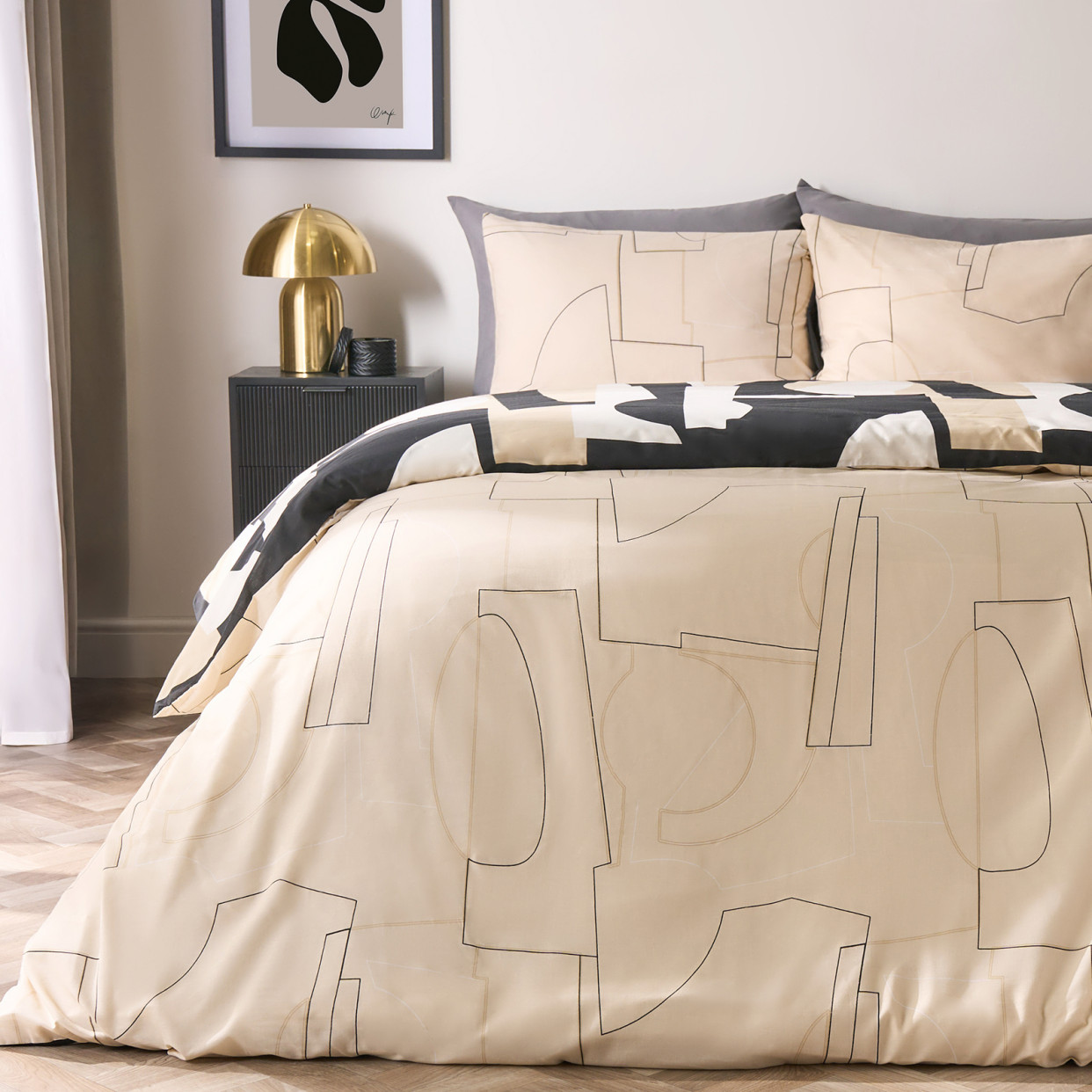 OHS Abstract Geo Duvet Set - Black/Natural>