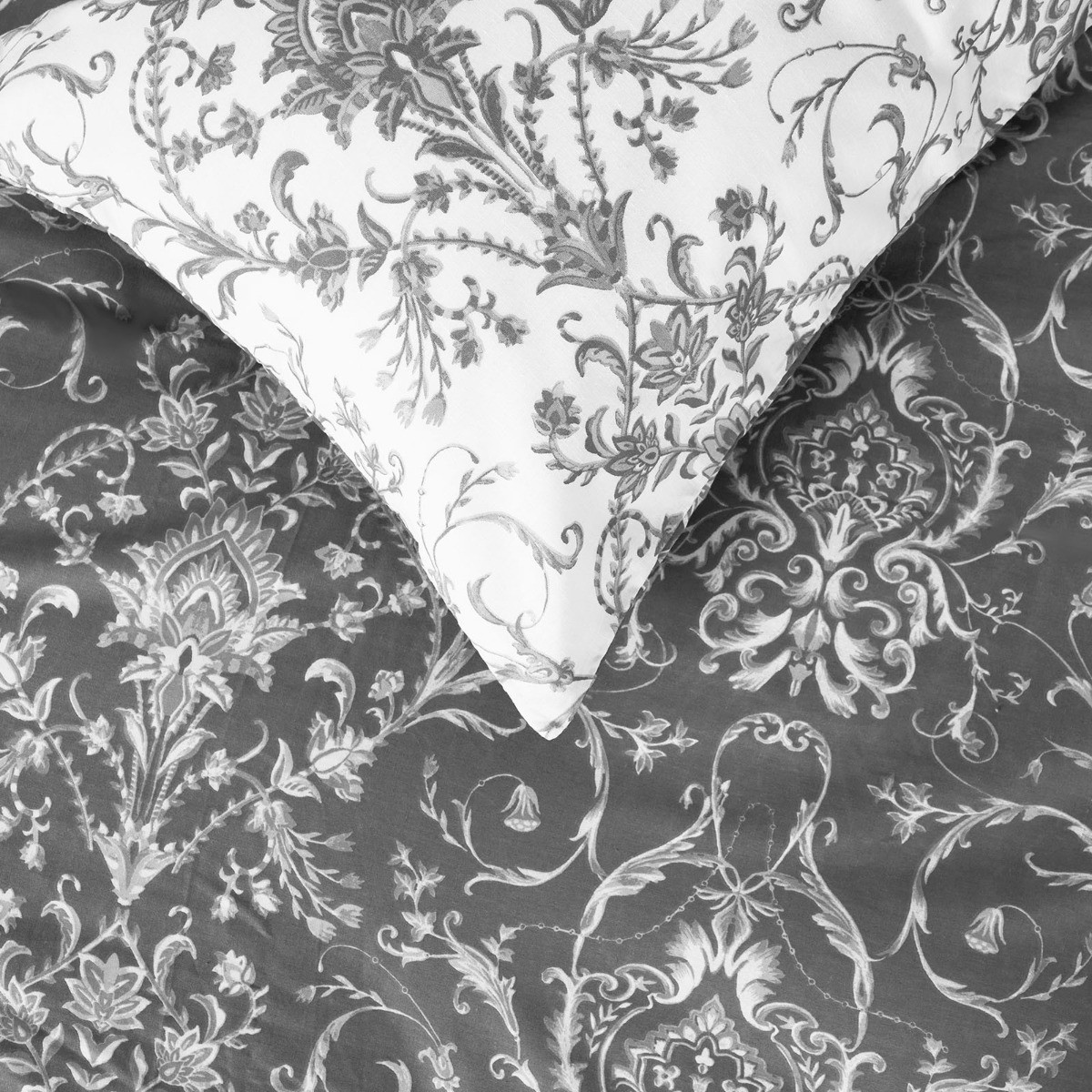 Dreamscene Paisley Duvet Set, Grey Superking