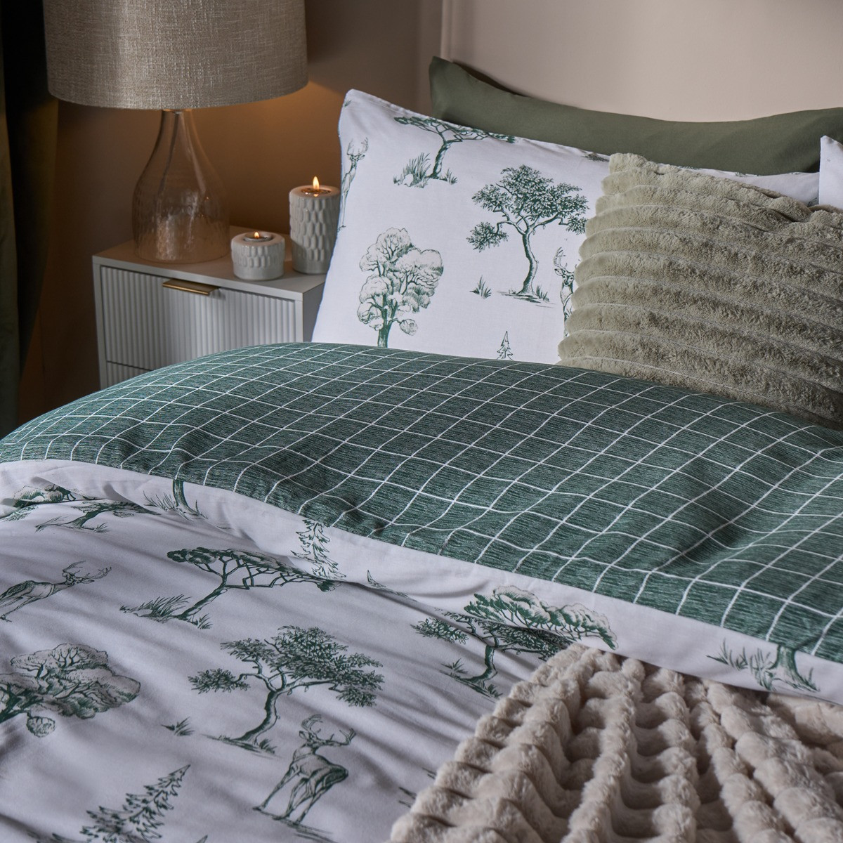 OHS Winter Stag Duvet Set, Forest Green/White - Double>