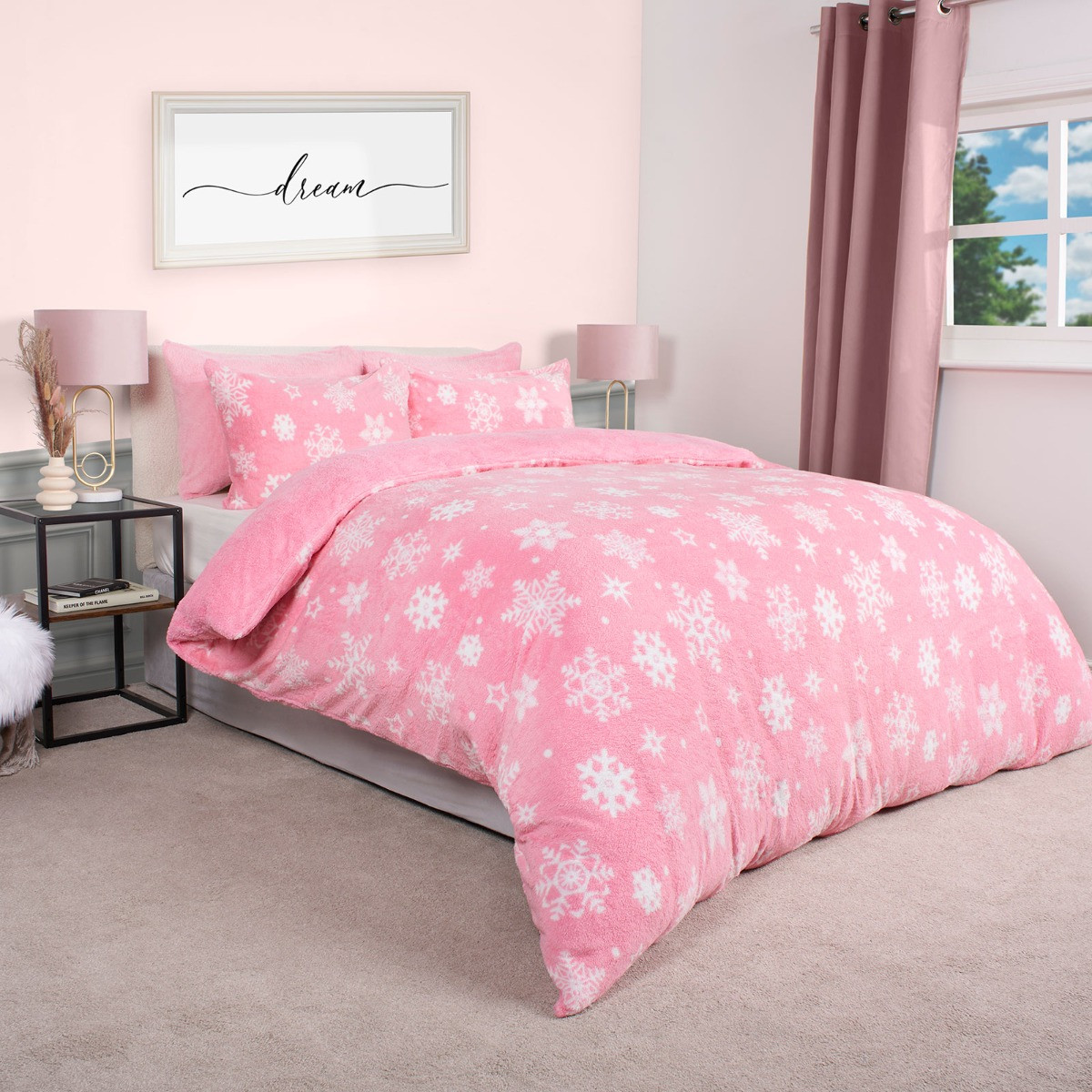 OHS Snowflake Teddy Duvet Set Blush