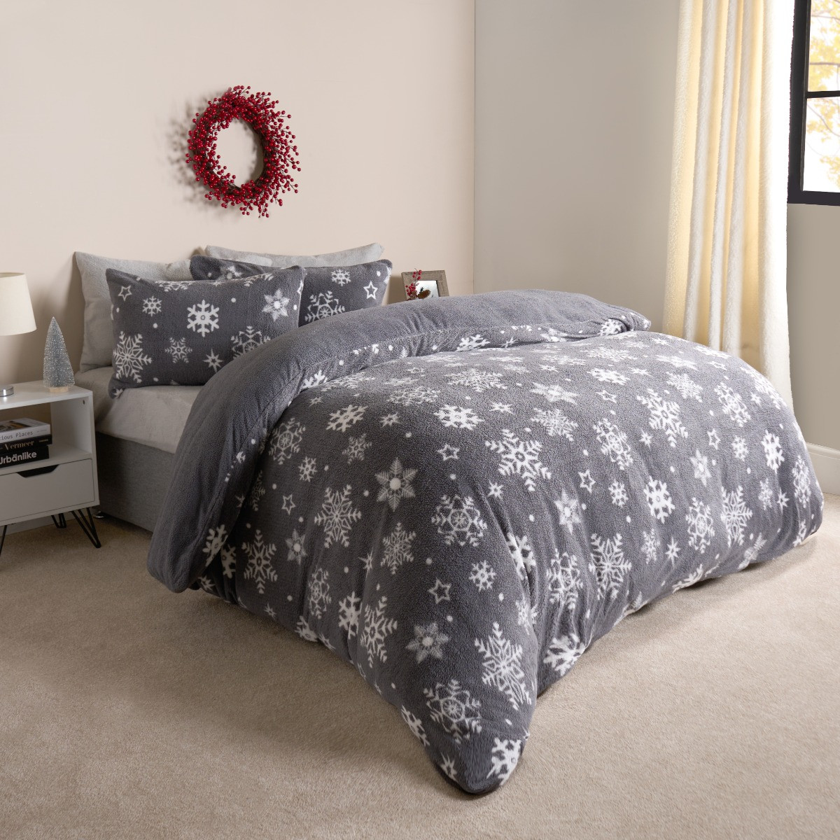 OHS Snowflake Teddy Duvet Set, Grey - King>
