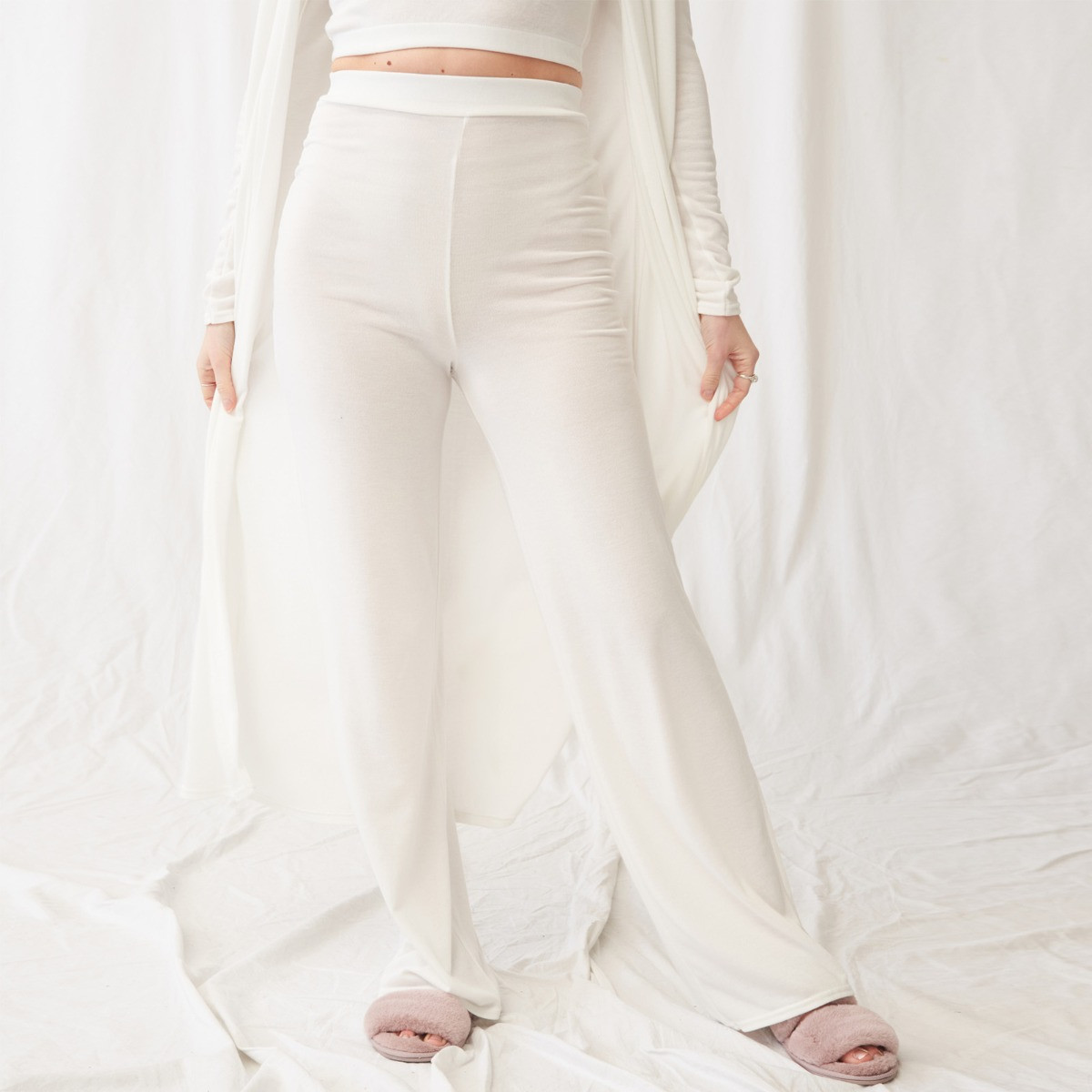 OHS Basic Jersey Flared Trouser - Cream>
