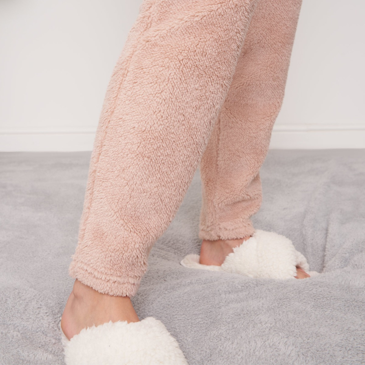 OHS Teddy Fleece Leggings, Blush - Large>