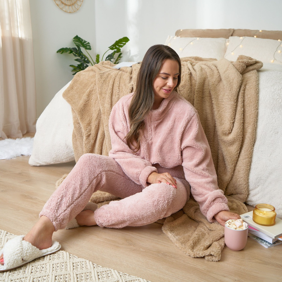 OHS Teddy Fleece Leggings, Blush - Large>