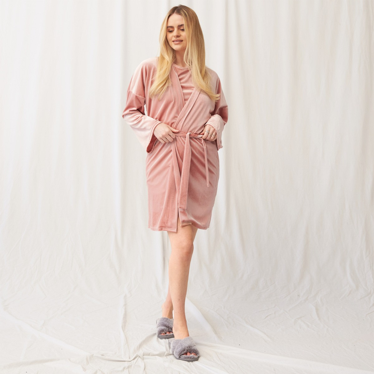 OHS Velour Tie Robe - Blush>
