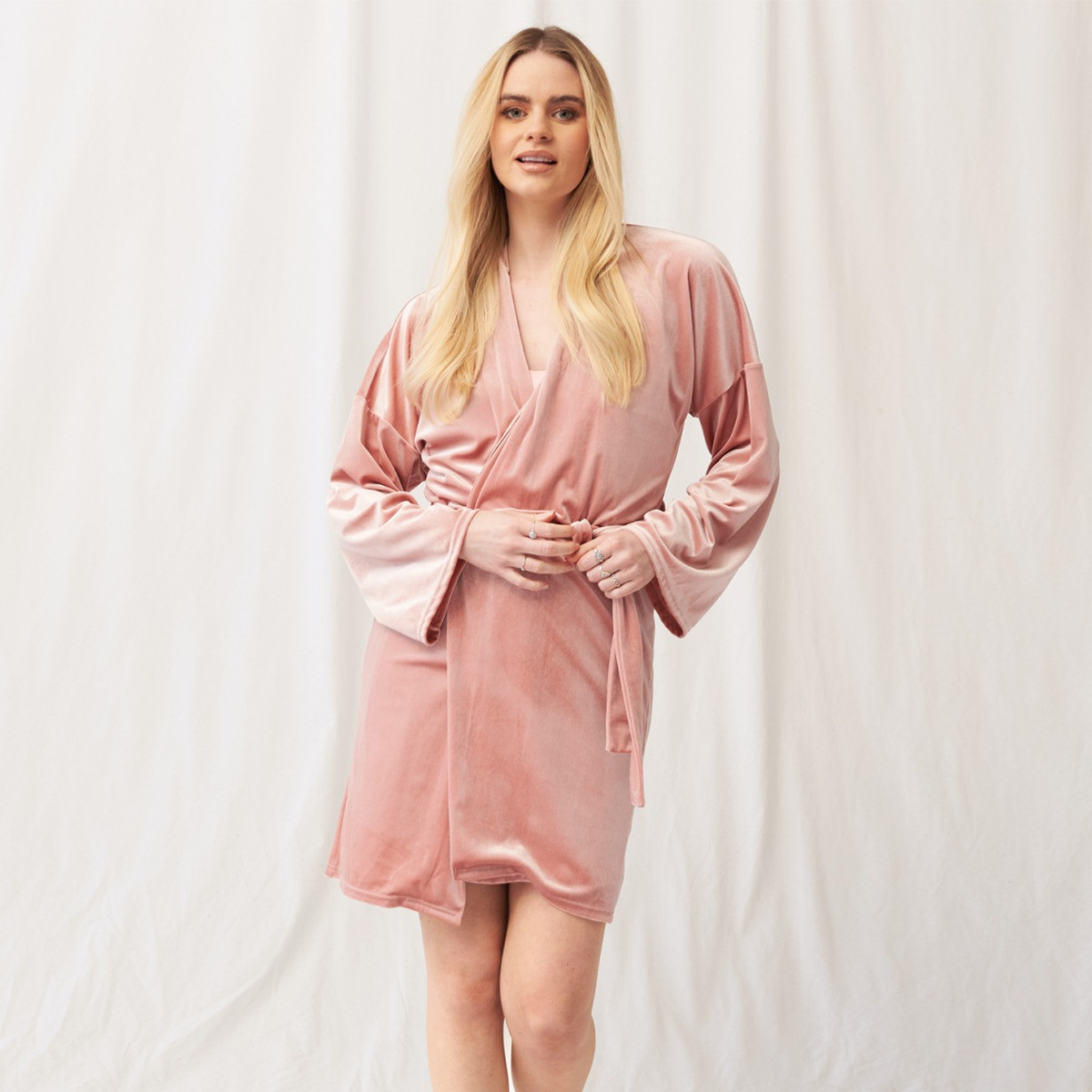 OHS Velour Tie Robe - Blush>