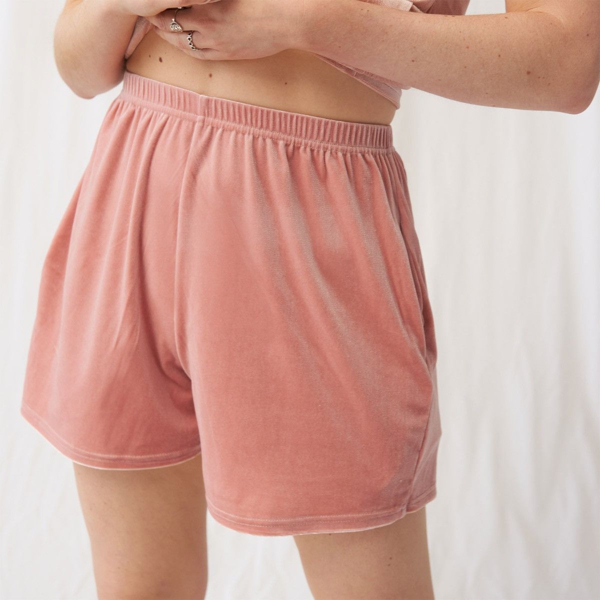OHS Velour Pocket Casual Shorts - Blush>