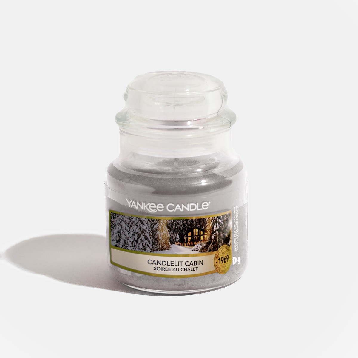 Yankee Candle Small Jar Candlelit Cabin