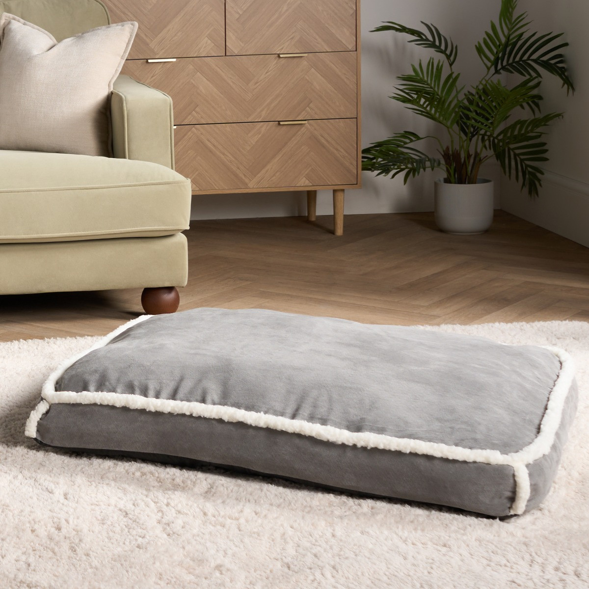 OHS Rectangular Sherpa Bind Mat Pet Bed, Grey/White - Medium>