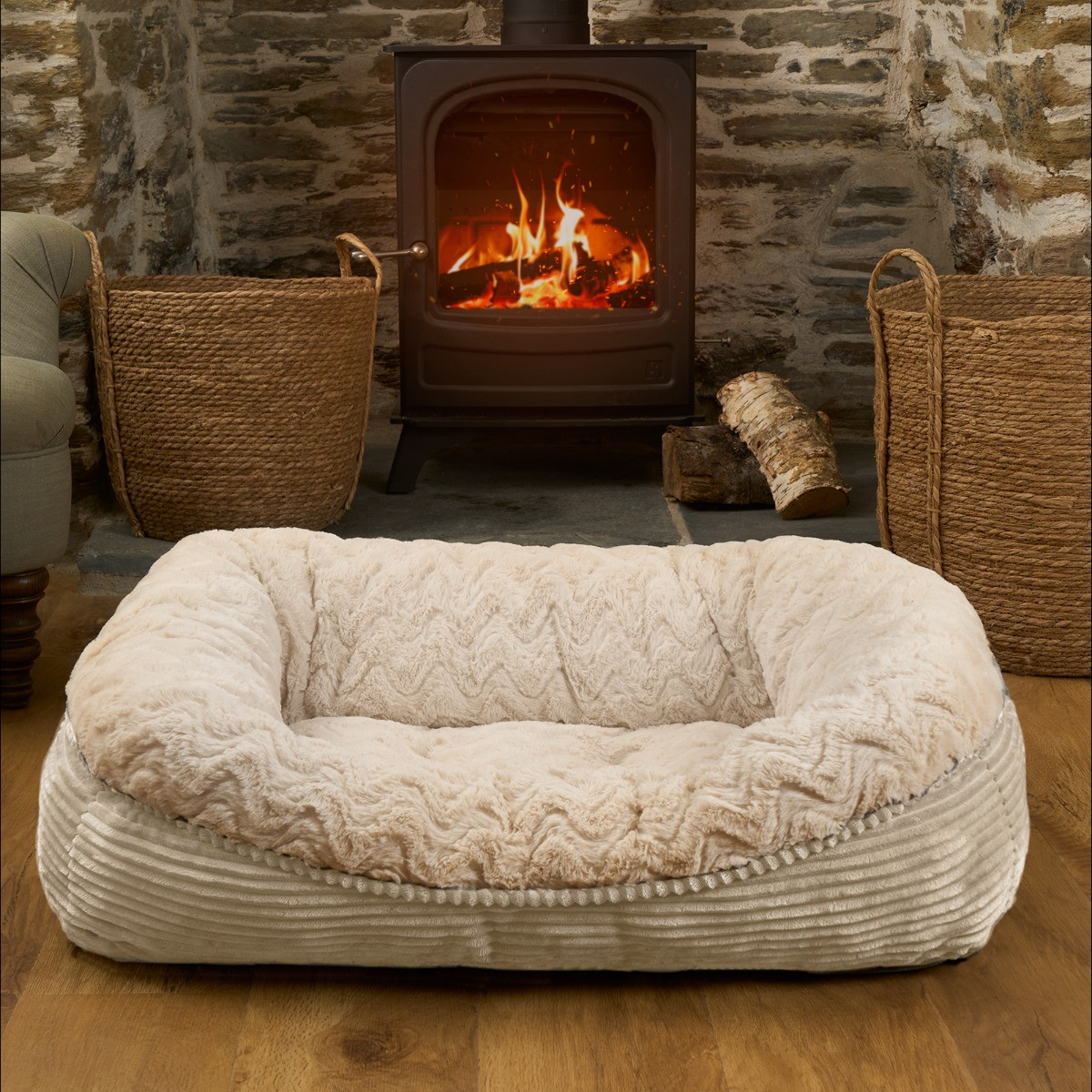 OHS Soft Faux Fur Ribbed Pet Bed, Cream- Extra Large>