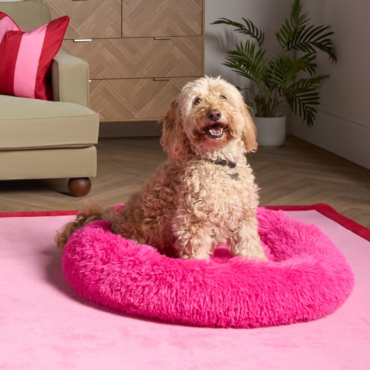 OHS Fluffy Round Calming Pet Bed - Hot Pink>