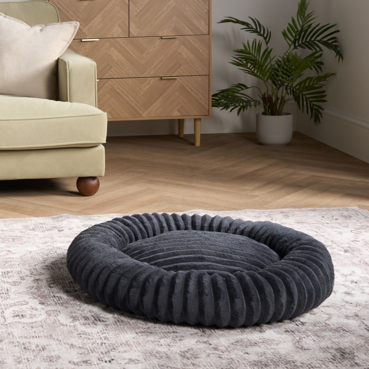OHS Faux Fur Ribbed Round Pet Bed, Charcoal - Large>