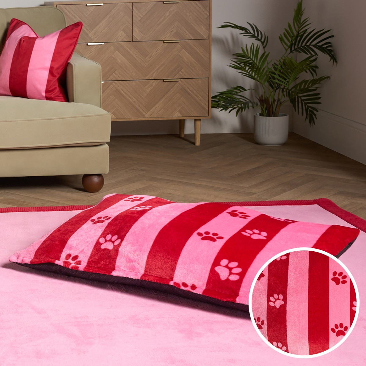 OHS Candy Stripe Paw Print Pet Bed - Pink/Red>