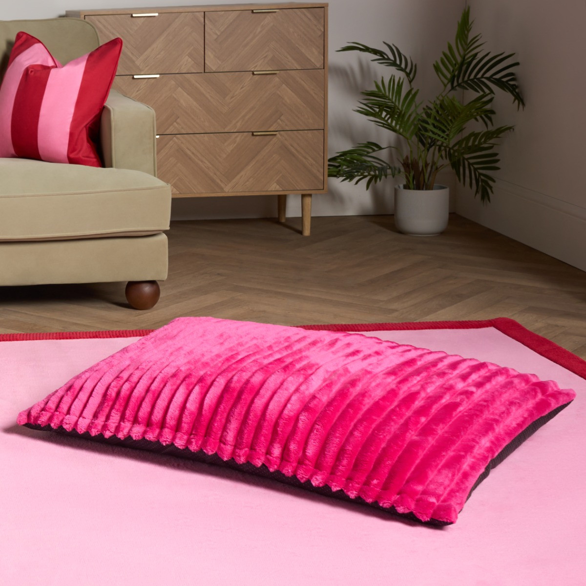 OHS Ribbed Fleece Pet Bed - Hot Pink>