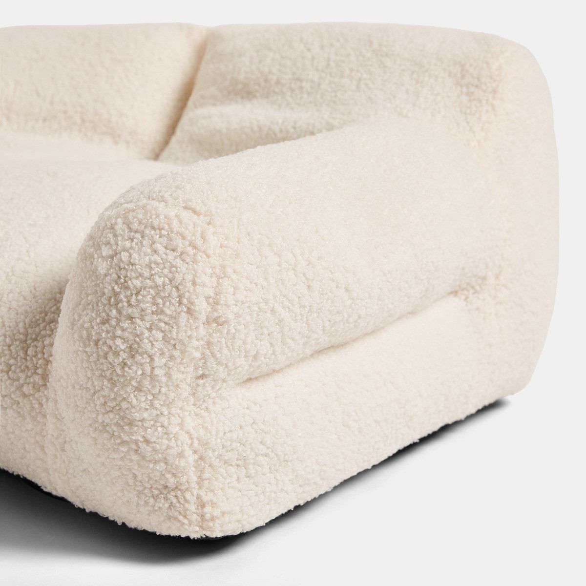 OHS Plush Pet Bed Sofa - Cream>