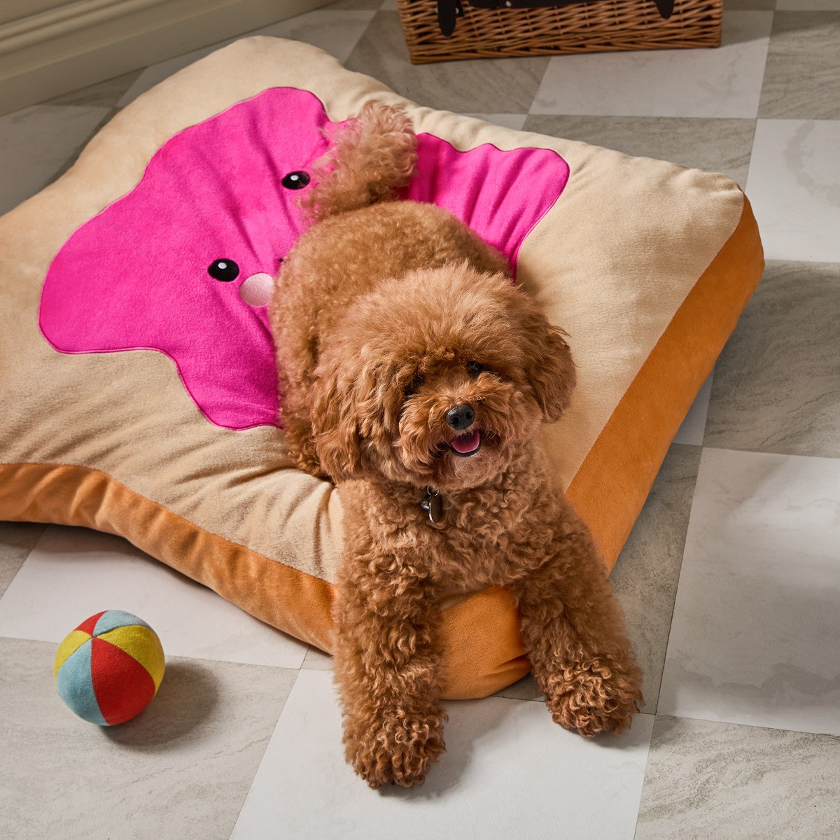 OHS Rosie The Jam Toast Pet Bed - Brown/Hot Pink>